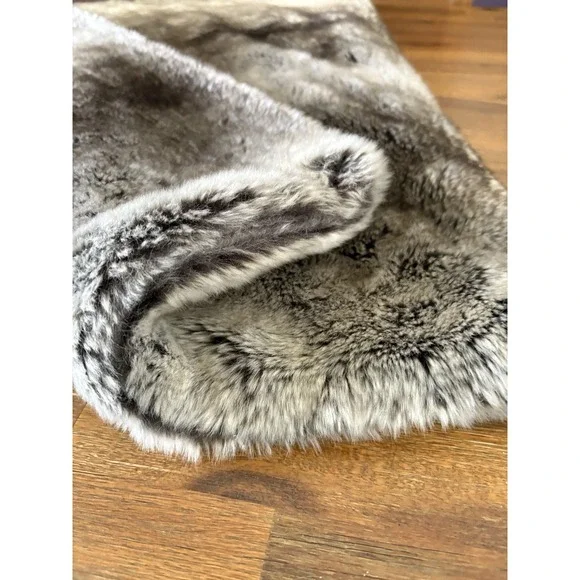 Restoration Hardware Faux Fur Pillow Cover Soft Plush RH Rectangular 26.5" X 15" - Picture 12 of 13